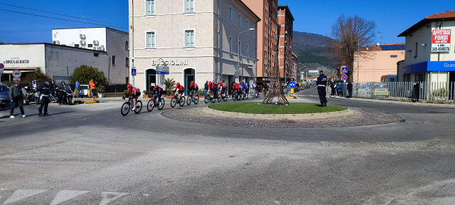 Giro d'Italia a Cascina: due plessi scolastici chiusi e divieti stradali