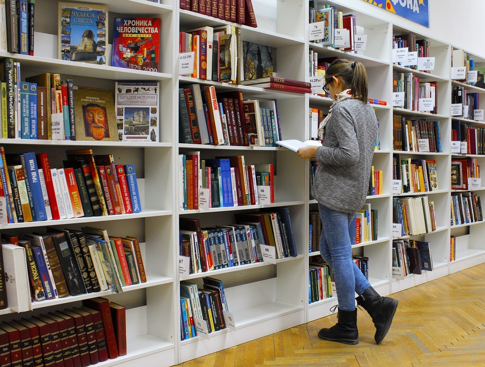 "All'ombra dei libri", attività estive in biblioteca. Iscrizioni entro il 12 giugno